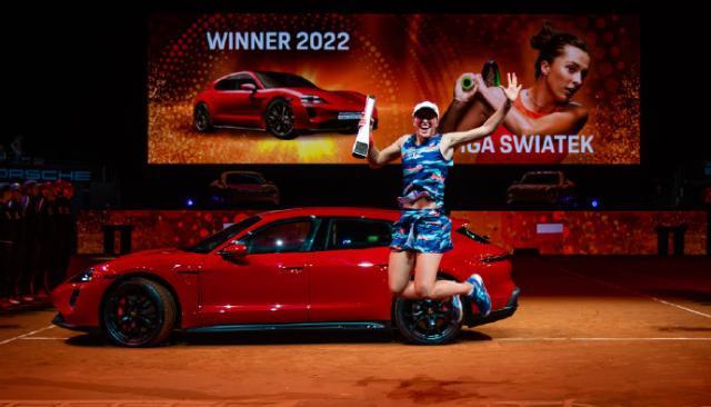 7m体育官网-豪取23连胜+巡回赛4连冠！谁能阻挡斯瓦泰克？