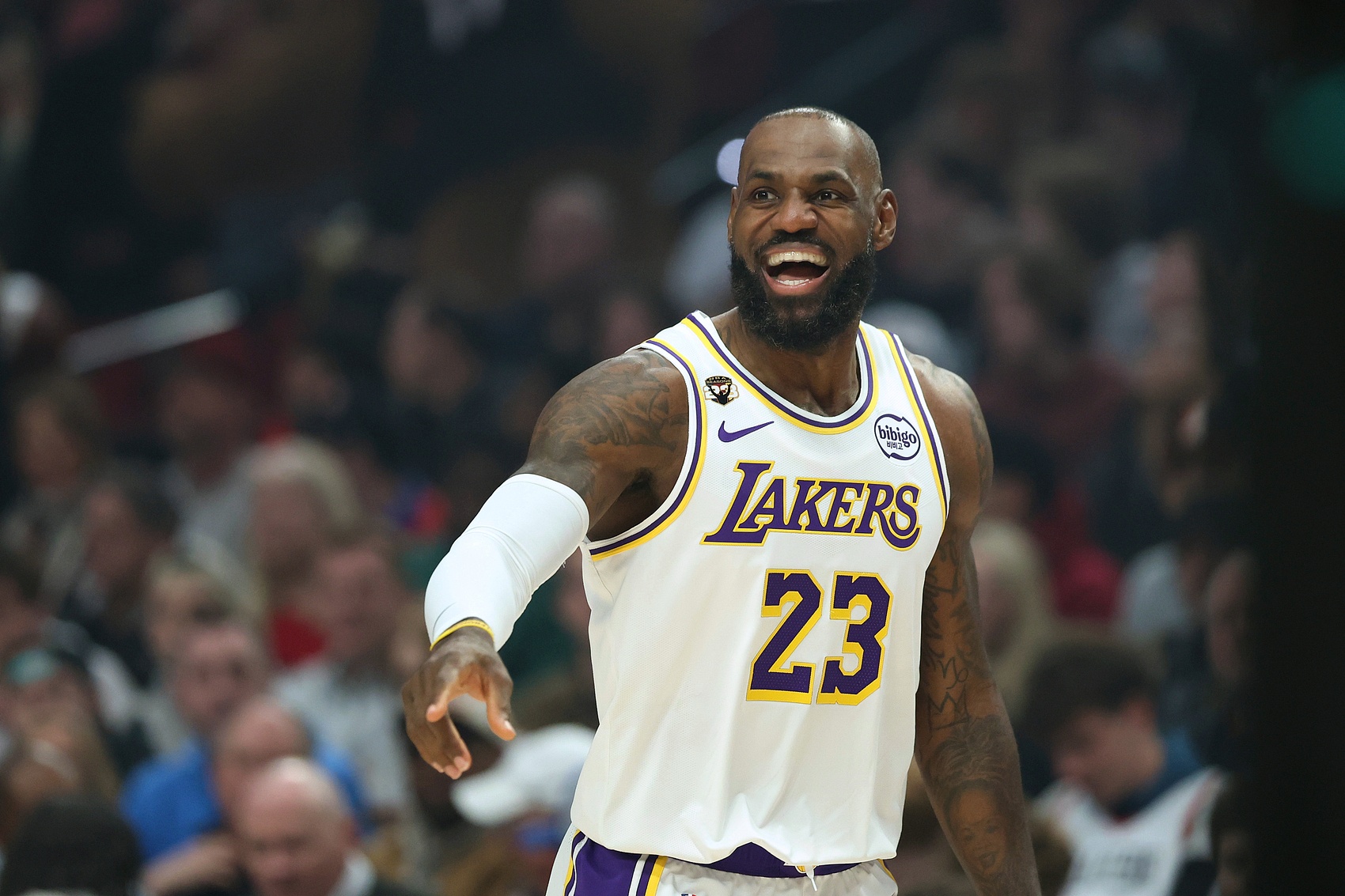 7m体育官网-杨毅:詹姆斯不在乎是否进全明星 否则他去年就打了&参考决定梗